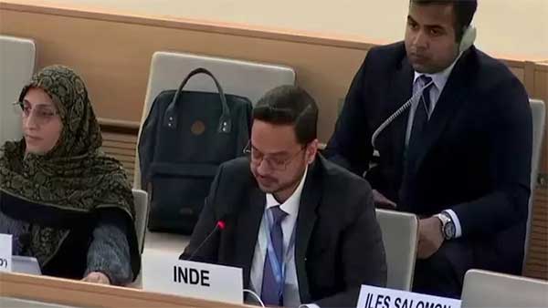 Pakistan speaks on Kashmir at UN India retaliates!