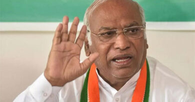 Modi's US visit has nothing to offer. Says Kharge!