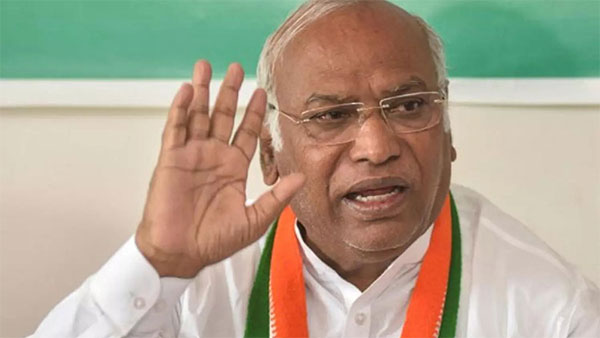 Modi's US visit has nothing to offer. Says Kharge!