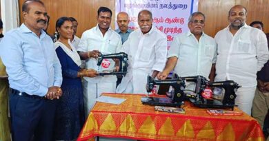 Free sewing machine for women. Chief Minister Rangasamy presented.