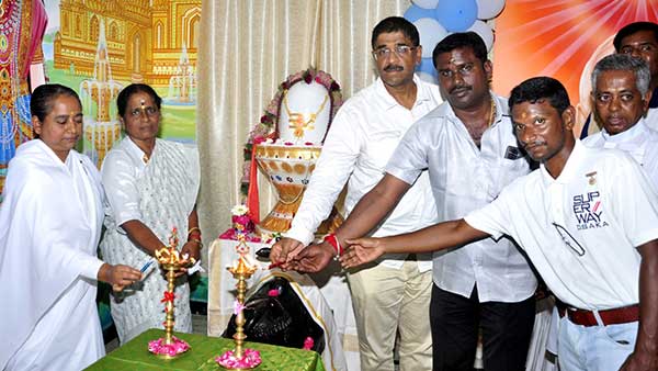 Shiva Jayanthi Festival of Brahma Kumaris in Cuddalore Start with flag hoisting!