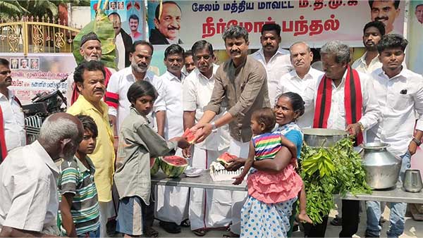 Durai Vaiko's Birthday MDMK functionaries open water pandal in Salem and cut cake