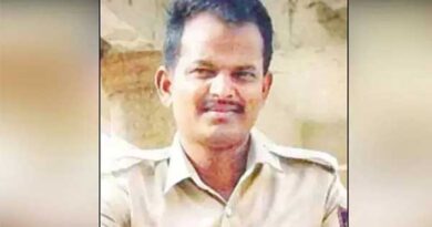 Policeman accused of sexually assaulting teenage girl
