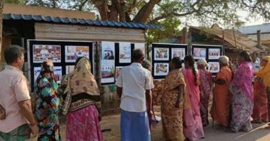 People visit photo exhibition highlighting government's achievements