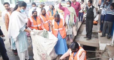 District Collector walks 4 km to collect plastic waste