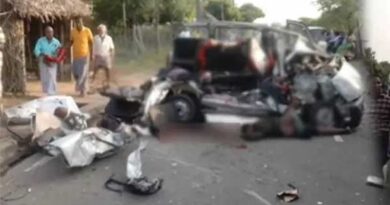 Four killed as bus collides with Omni van near Thiruthuraipoondi