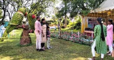 Tourists flock to Kotagiri vegetable fair for second day