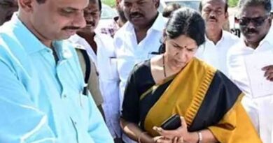 Kanimozhi MP! reviewed the Kumbhabhishekam works at the Tiruchendur temple.