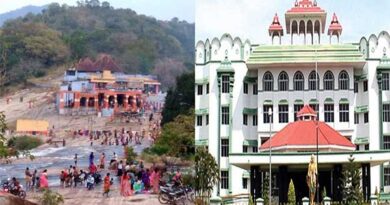 The Madurai bench of the High Court has ordered that no fee should be collected from the local people going to the Sorimuthu Ayyanar temple!