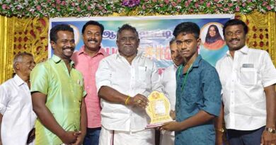 The MLA presented awards to the students!