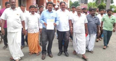 Permission should be granted to break stones at Ammikal and Aattukkal.. Demand from stone-breaking workers!
