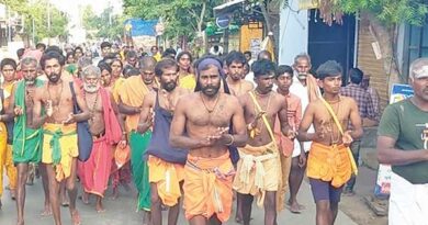 Vaikasi Visaka Festival Splendor: Devotees Gathering in Thiruchendur!