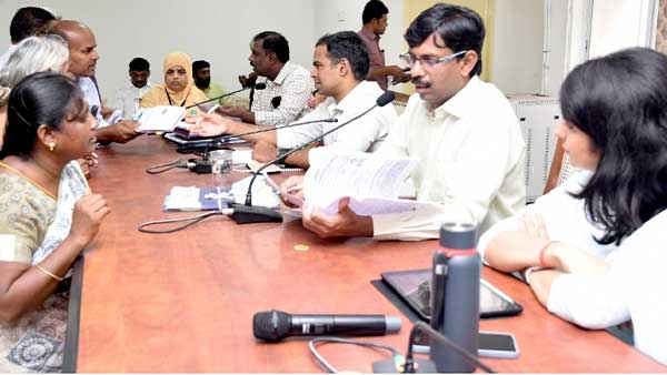 Public grievance redressal meeting.. The district collector has instructed to provide immediate solutions to the petitions received from the public!