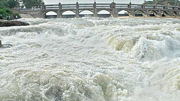 This year, the Mettur Dam has filled up for the 4th time: additional water release for delta irrigation!