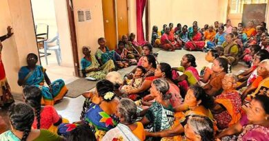 Women storm the PDI office due to lack of job opportunities!