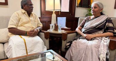 Additional funding should be provided.. Nirmala Sitharaman meets Assembly Speaker Selvam to demand!
