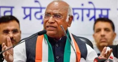 "This is how Prime Minister Modi's friends act" - Mallikarjun Kharge's criticism!