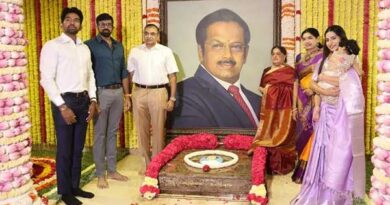 90th Birthday: Tribute at Dr. P. Sivandhi Adithan's memorial!
