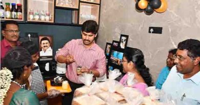 பூமாலை வணிக வளாகம் மு.பிரதாப் திறந்தார்