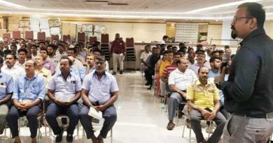 Awareness meeting ahead of the Diwali festival.. Participation of bakery sellers!