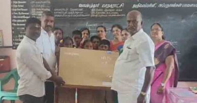 நடுநிலைப்பள்ளிக்கு சுமார்ட் டீவி