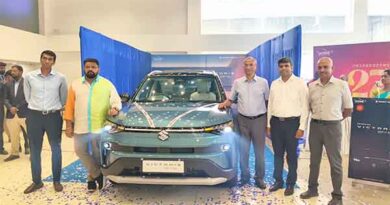 மாருதி சுசூகி கார் ஷோ விற்பனை அனைத்து வசதிகளும் கொண்ட 'விக்டோரிஸ்' கார் அறிமுக விழா