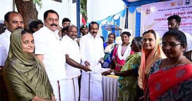 கர்ப்பிணி தாய்மார்களுக்கு ஊட்டச்சத்து பெட்டகத்தினை வழங்கினார்அமைச்சர் சு.முத்துசாமி