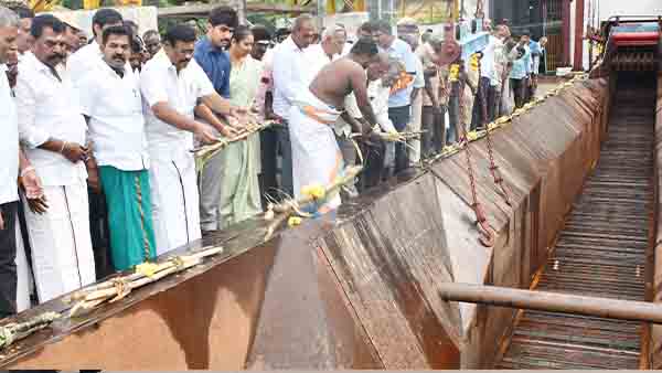 அமைச்சர் சா.மு.நாசர்  துவக்கி வைத்தார்