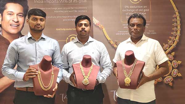 A scheme to exchange old gold jewelry.. Dhanishk carries it forward with Sachin Tendulkar!