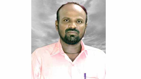 மோட்டார் சைக்கிள் மீது வேன் மோதி தொழிலாளி பலி