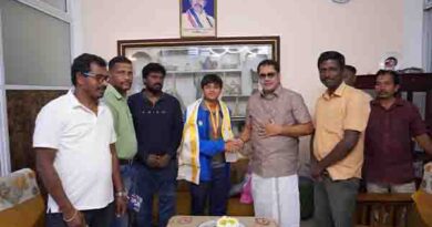 பதக்கம்வென்ற ஜனனிகாவுக்கு நாஜிம் MLA வாழ்த்து