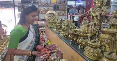 சேலம்பூம்புகார்விற்பனைநிலையத்தில் தீபத் திருவிழா