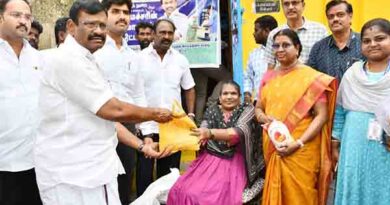 தாயுமானவர்திட்டத்தை சா.மு.நாசர்துவக்கிவைத்தார்