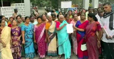 உபரி நீரை வீணாக கொசஸ்தலை ஆற்றில் திறப்பு