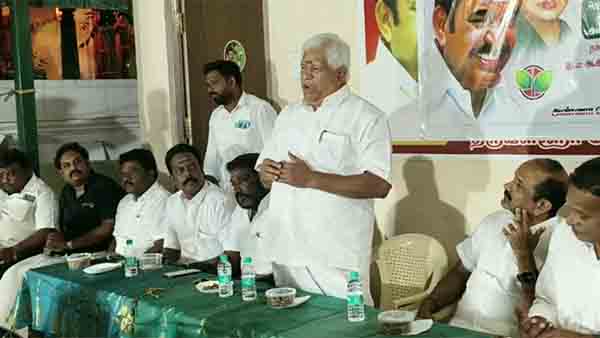 மாற்று சங்கத்தினர் அண்ணா தொழிற்சங்கத்தில்