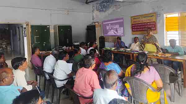 வேளாண் இடு பொருள் விநியோகம் குறித்து பயிற்சி