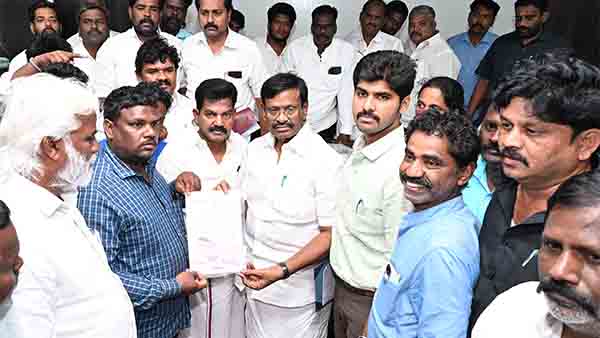 உயிரிழந்த மாணவன் குடும்பத்திற்கு ரூ.5 இலட்சம்