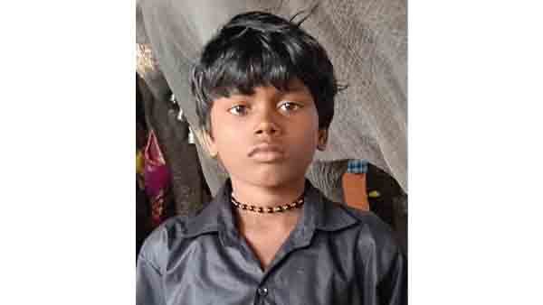 சுற்றுச்சுவர் இடிந்து விழுந்து 7-ம் வகுப்பு மாணவன் பலி