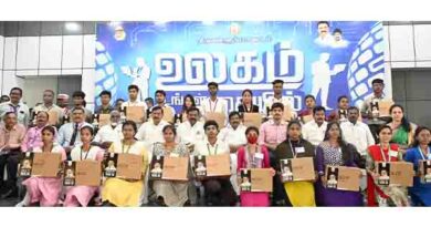 தனியார்கல்லூரிசேர்ந்த4481மாணவிகளுக்குமடிக்கணினி