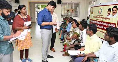 திருவள்ளூர் பொதுமக்களிடம் 394 கோரிக்கை மனுக்கள்