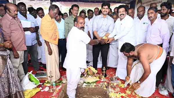 கூவம் ஆற்றின் குறுக்கே உயர்மட்ட மேம்பால பணி