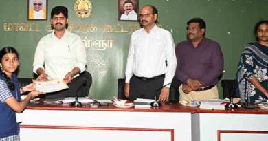 கல்லூரி மாணவர்களுக்கு கவிதை, கட்டுரை, பேச்சுப் போட்டி