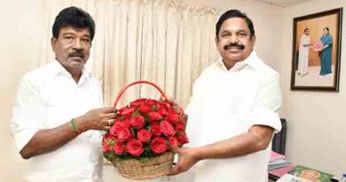 செஞ்சி வெ. ஏழுமலை ADMK வில் தன்னை இணைந்தார்