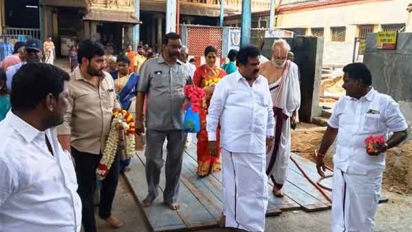 3-வது முறையாக போட்டியிட வாய்ப்பு வேண்டிஅன்னதானம்