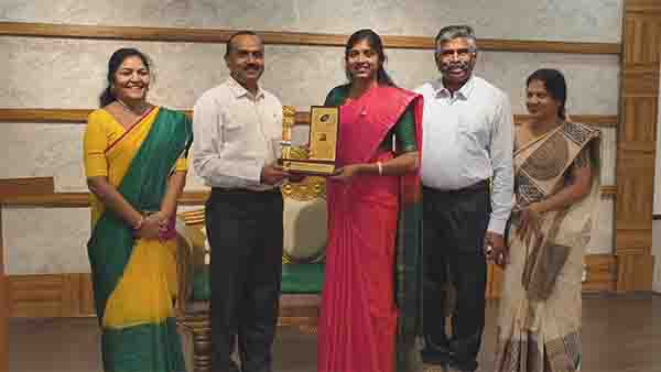 UPSC சிவில் சர்வீஸ் தேர்வில் மாணவி சாதனை