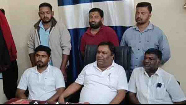 ஓ.பி.எஸ்- ன் முடிவை எங்களால் ஜீரணிக்க முடியவில்லை