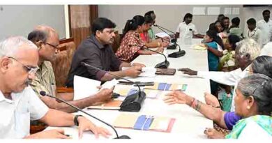 பொதுமக்களிடம் இருந்து 500 கோரிக்கை மனுக்கள்