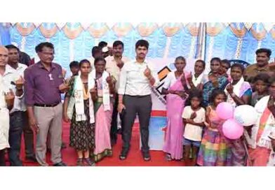 தொடுகாடுபழங்குடியினருக்குவாக்குப்பதிவுவிழிப்புணர்வு தொடுகாடு பழங்குடியினருக்கு வாக்குப்பதிவு விழிப்புணர்வு