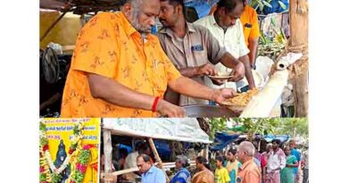 ஈரோட்டில்17-வது மாதமாக 2000 பேருக்கு அன்னதானம் ஈரோட்டில்17-வது மாதமாக 2000 பேருக்கு அன்னதானம்