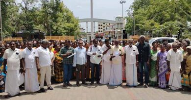 ஒதுக்கப்பட்ட நிலங்களை வழங்க ஆட்சியரிடம் மனு